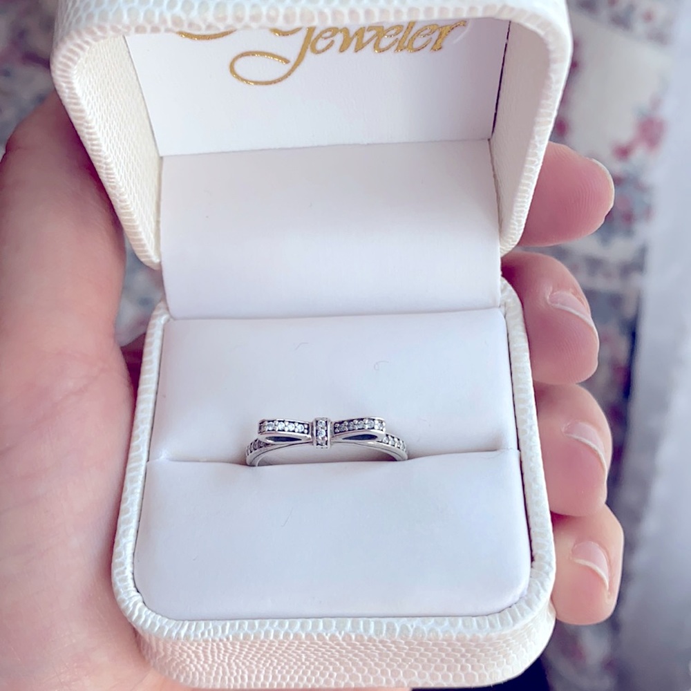 AUTHENTIC Pandora Bow Ring